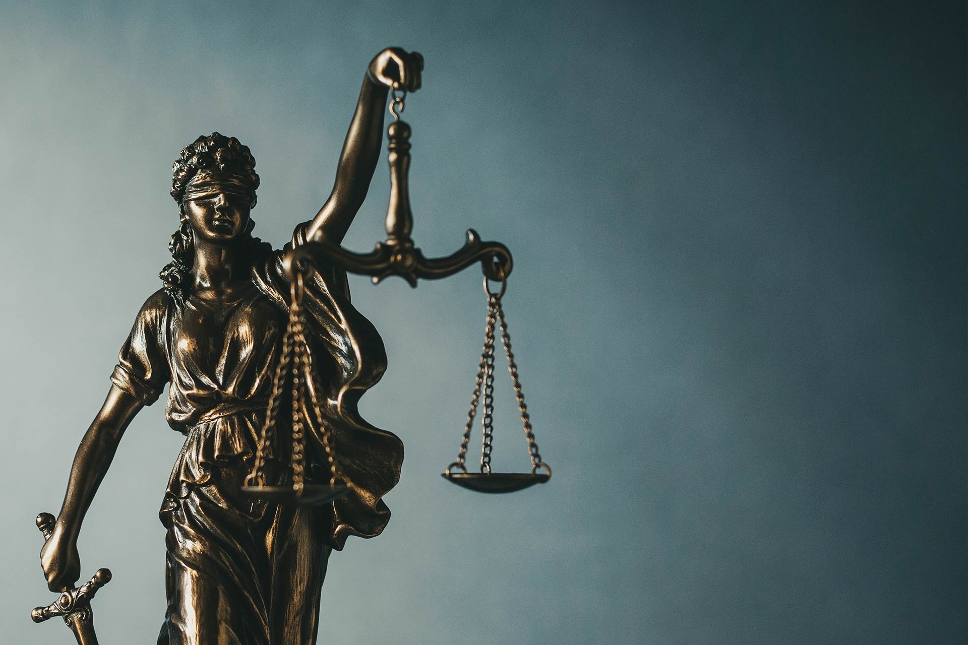 Phoenix man waiting for ID for 17 years threatens legal action against Home Affairs